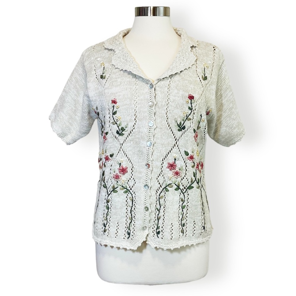 Vintage Heirloom Collectibles Knit Short Sleeve Floral Embroidery Cardig…